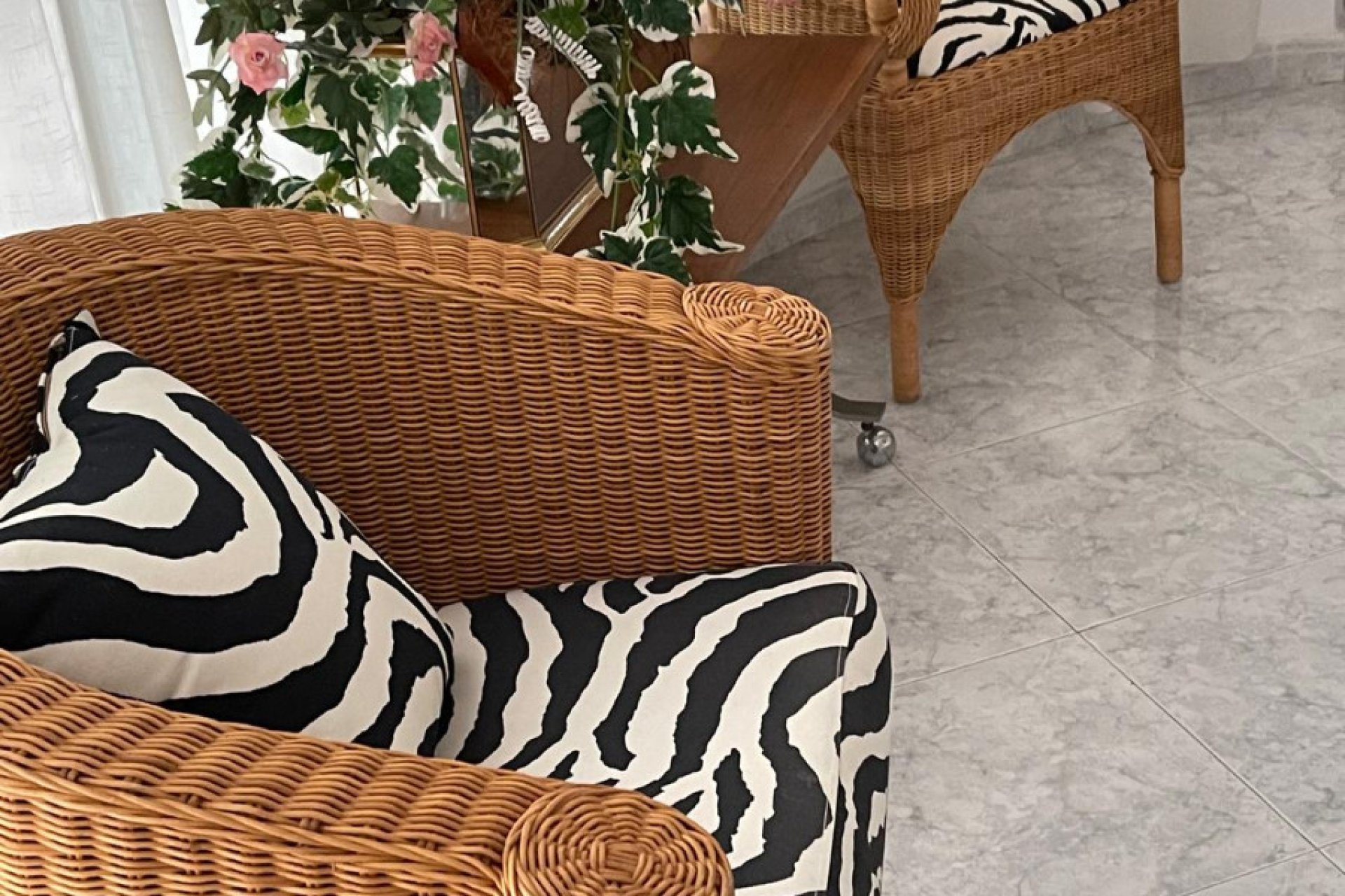 Rynek Wtórny - Lokal Usługowy - Guardamar del Segura - Guardamar Playa