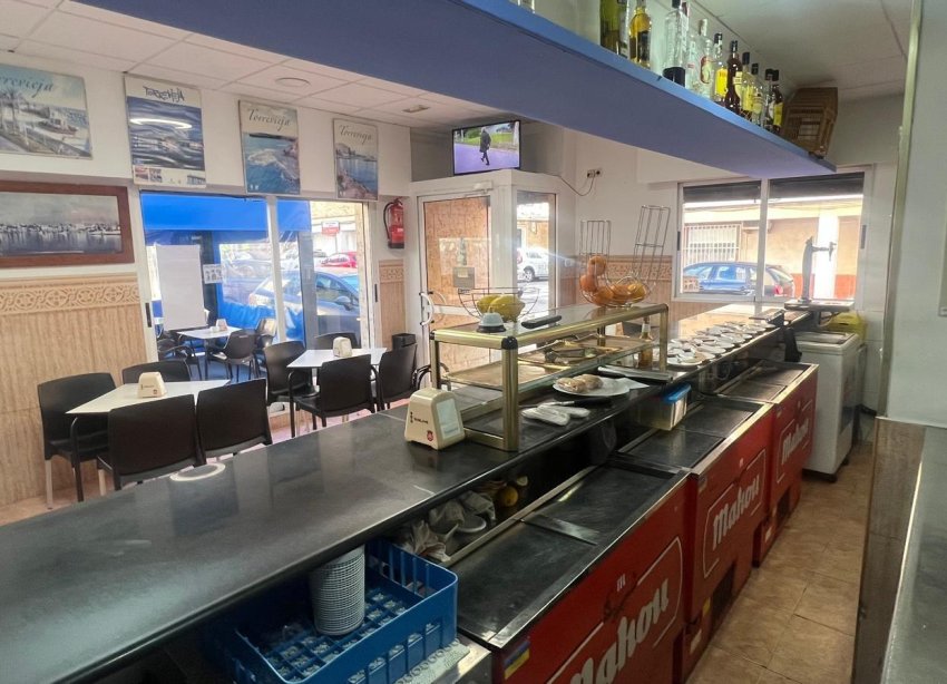 Rynek Wtórny - Lokal Usługowy - Torrevieja - Estacion de autobuses