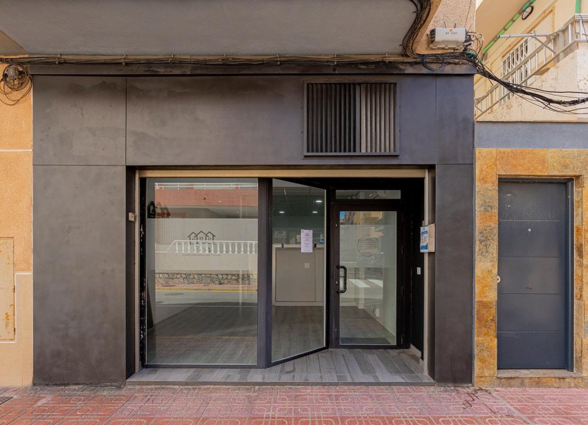Rynek Wtórny - Lokal Usługowy - Torrevieja - La Mata pueblo