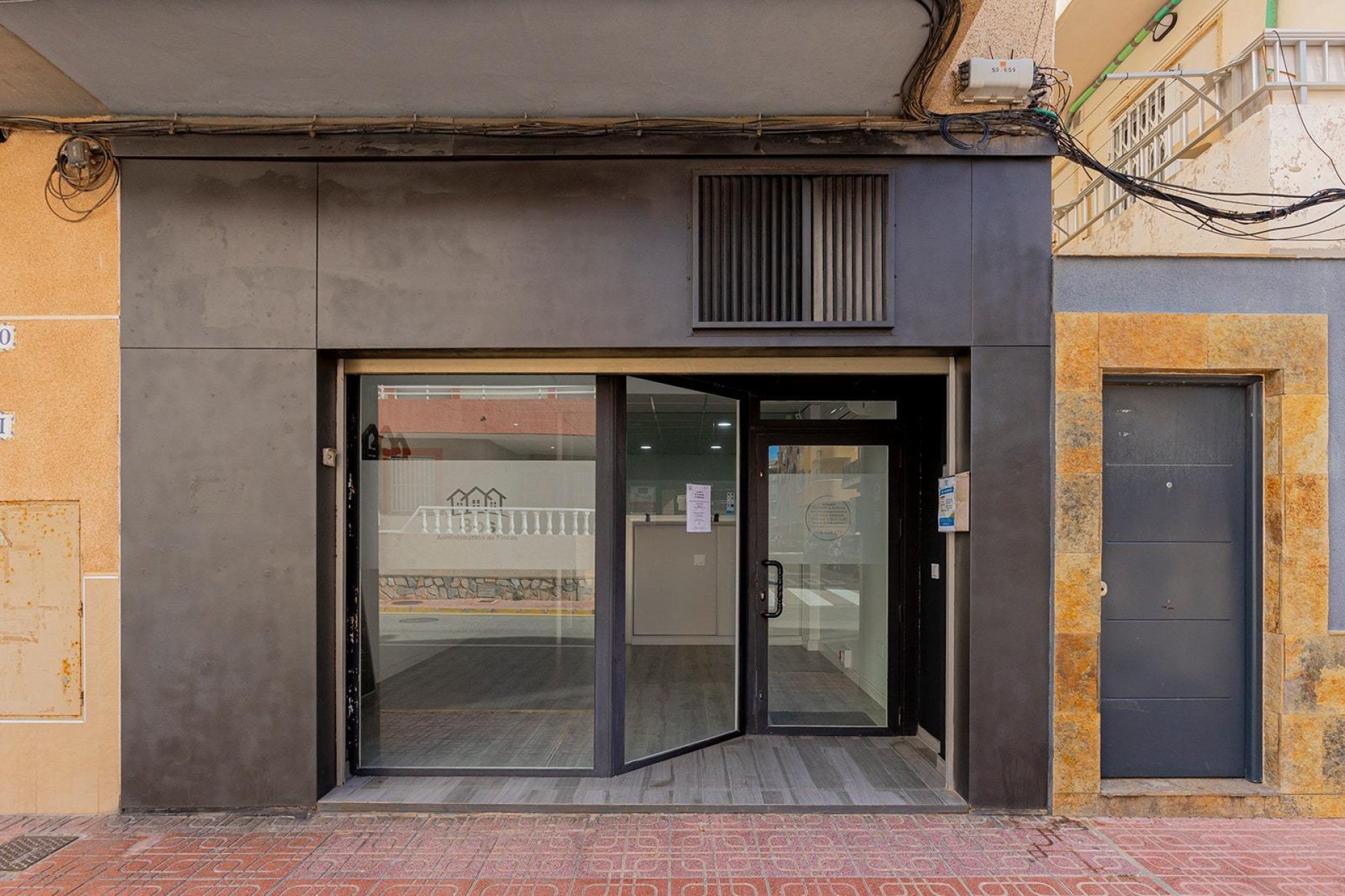 Rynek Wtórny - Lokal Usługowy - Torrevieja - La Mata