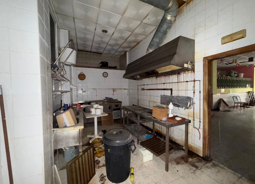 Rynek Wtórny - Lokal Usługowy - Torrevieja - Playa del cura