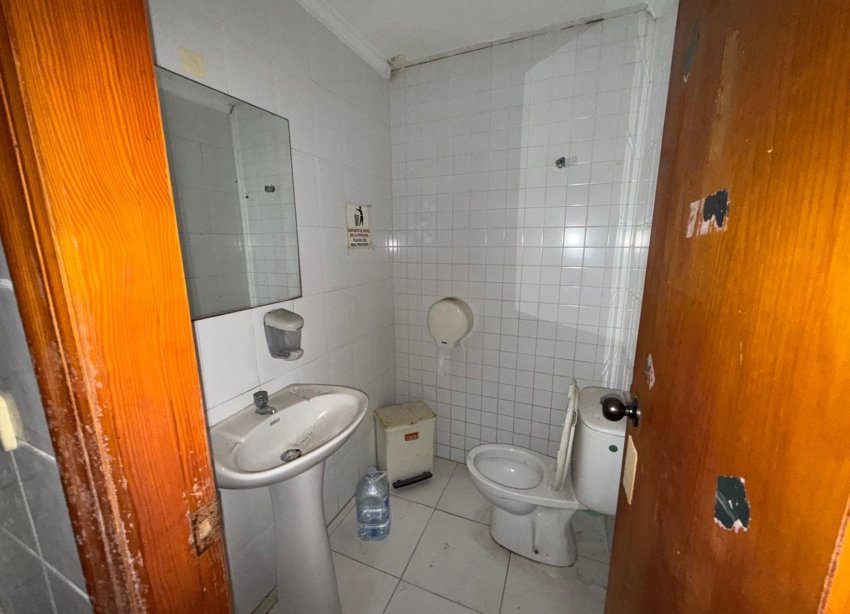 Rynek Wtórny - Lokal Usługowy - Torrevieja - Playa del cura