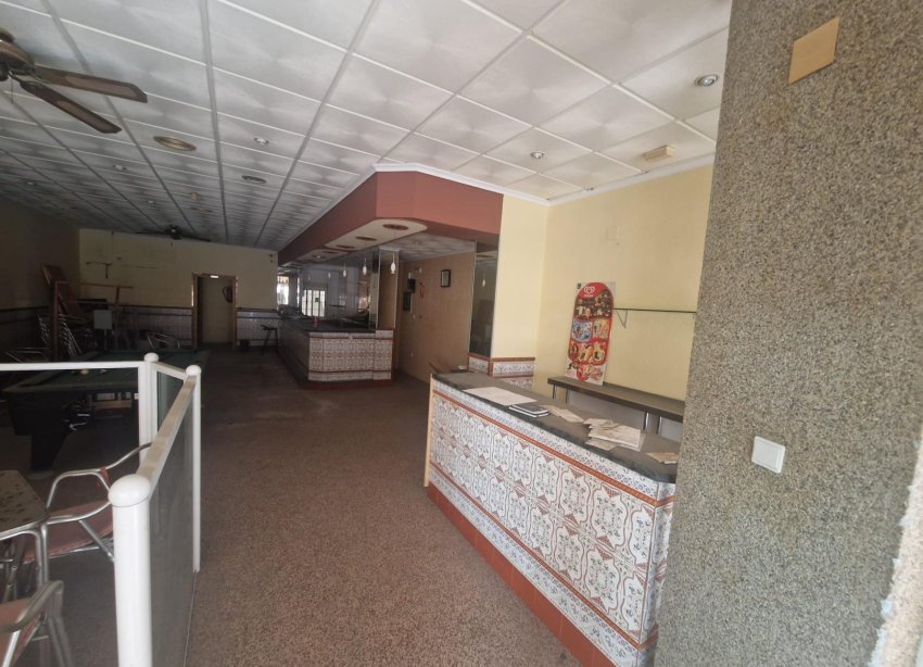 Rynek Wtórny - Lokal Usługowy - Torrevieja - Playa del Cura