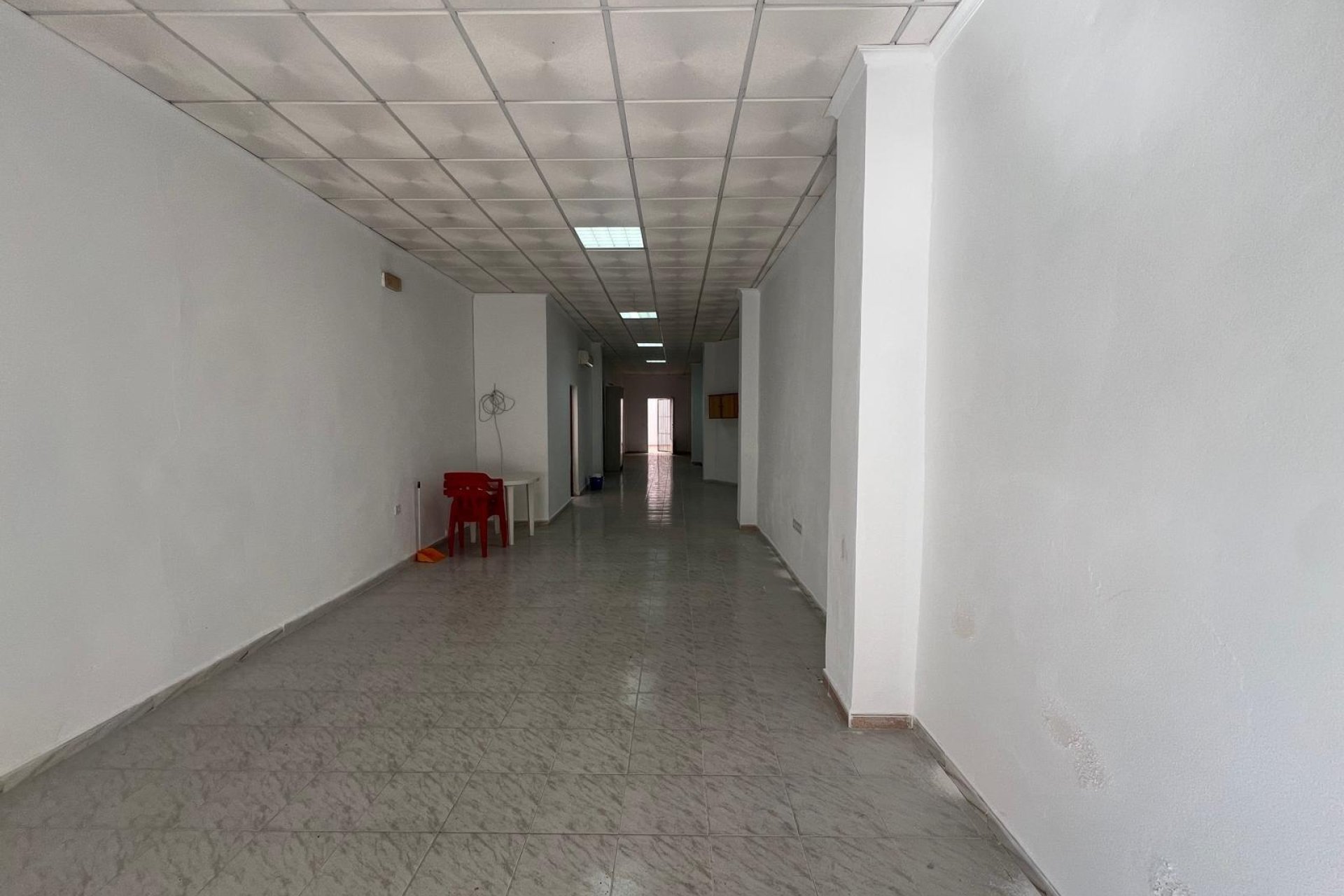 Rynek Wtórny - Lokal Usługowy - Torrevieja