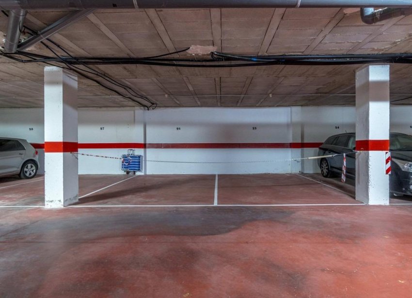 Rynek Wtórny - Parking - Orihuela Costa - Campoamor