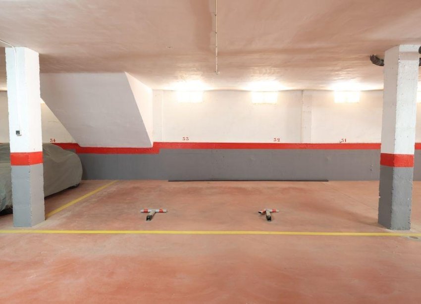 Rynek Wtórny - Parking - Orihuela Costa - Campoamor