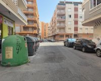 Rynek Wtórny - Parking - Torrevieja - Playa del Cura