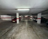 Rynek Wtórny - Parking - Torrevieja - Playa del Cura