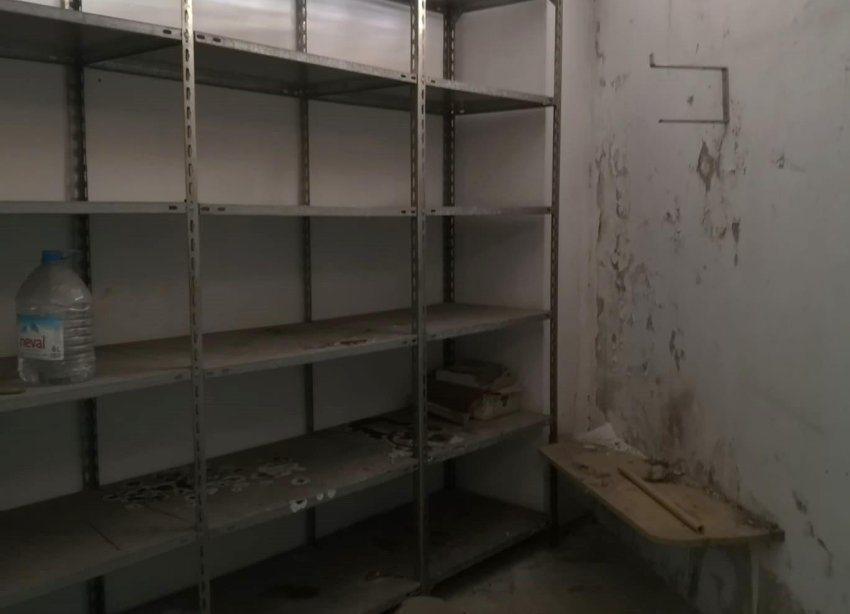 Rynek Wtórny - Storeroom - Torrevieja - Estacion de autobuses