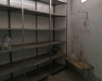 Rynek Wtórny - Storeroom - Torrevieja - Estacion de autobuses