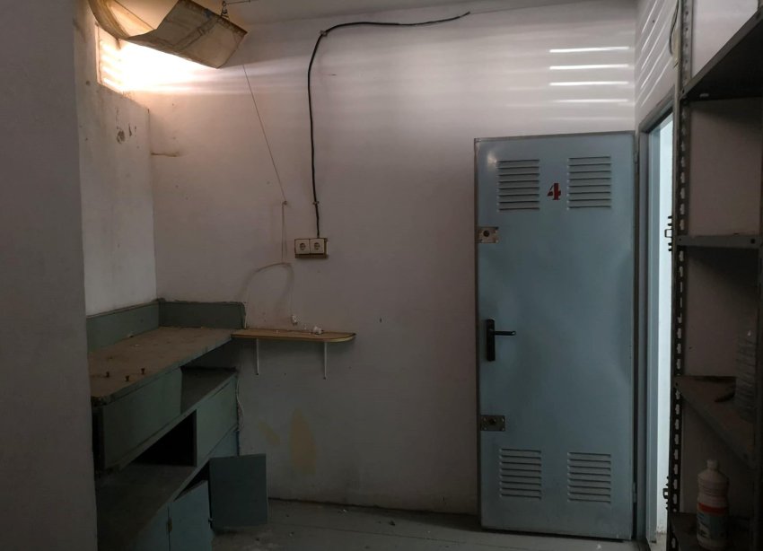 Rynek Wtórny - Storeroom - Torrevieja - Estacion de autobuses