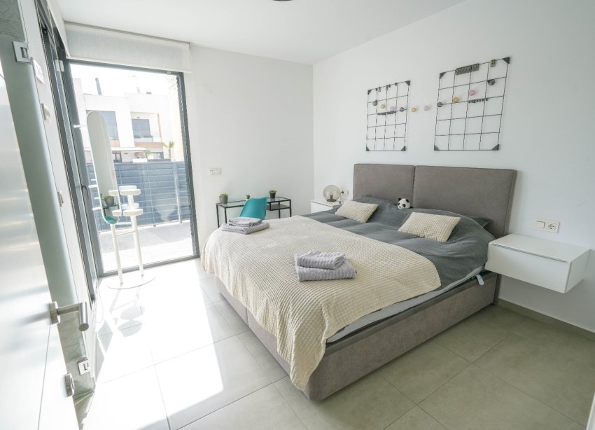 Rynek Wtórny - Willa - Benijofar