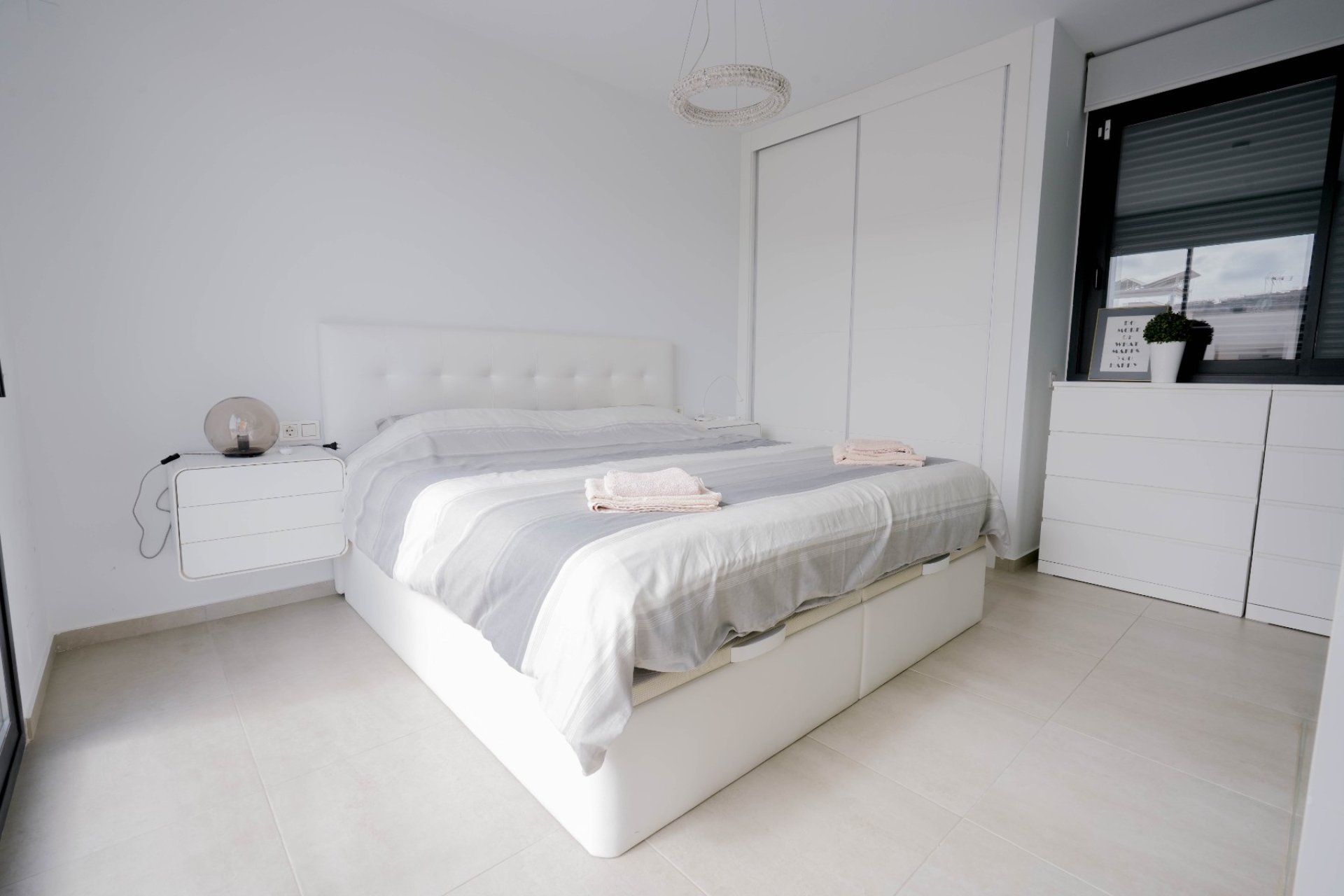 Rynek Wtórny - Willa - Benijofar