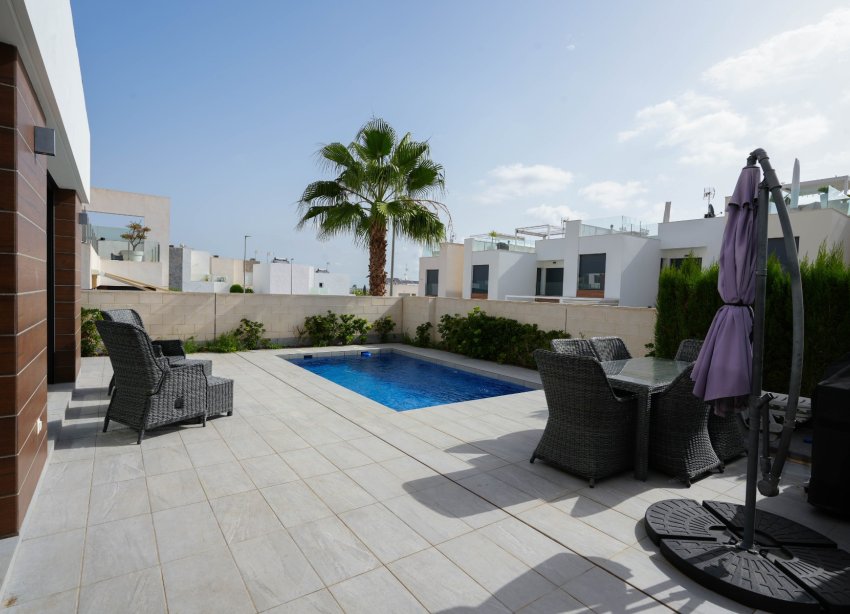 Rynek Wtórny - Willa - Benijofar