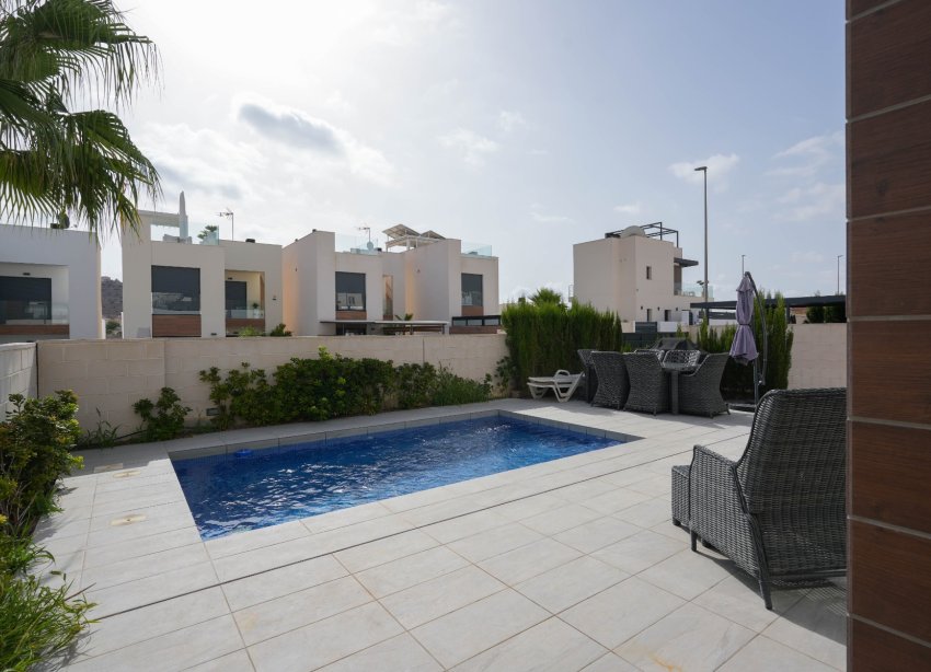 Rynek Wtórny - Willa - Benijofar