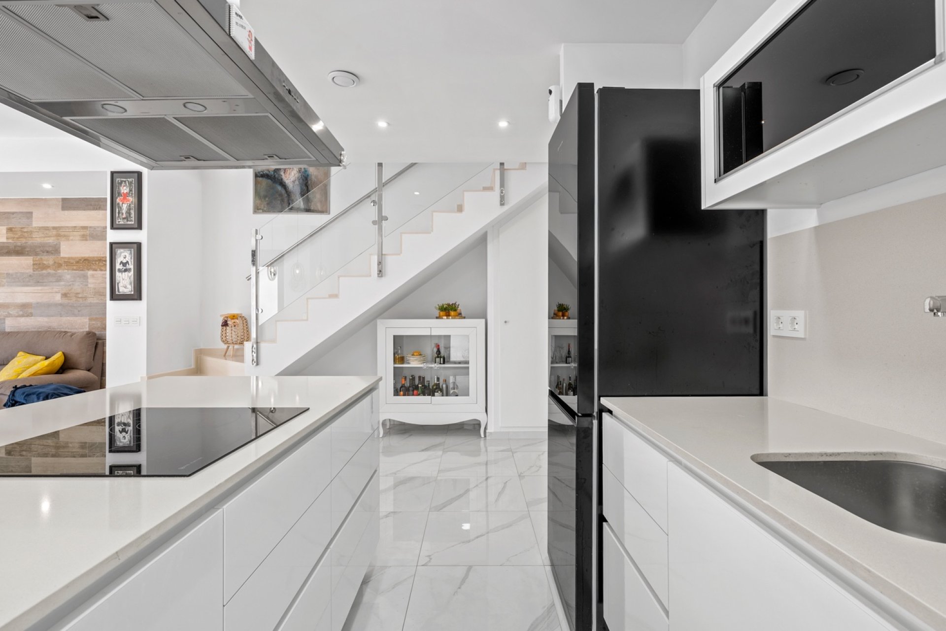 Rynek Wtórny - Willa - Benijofar