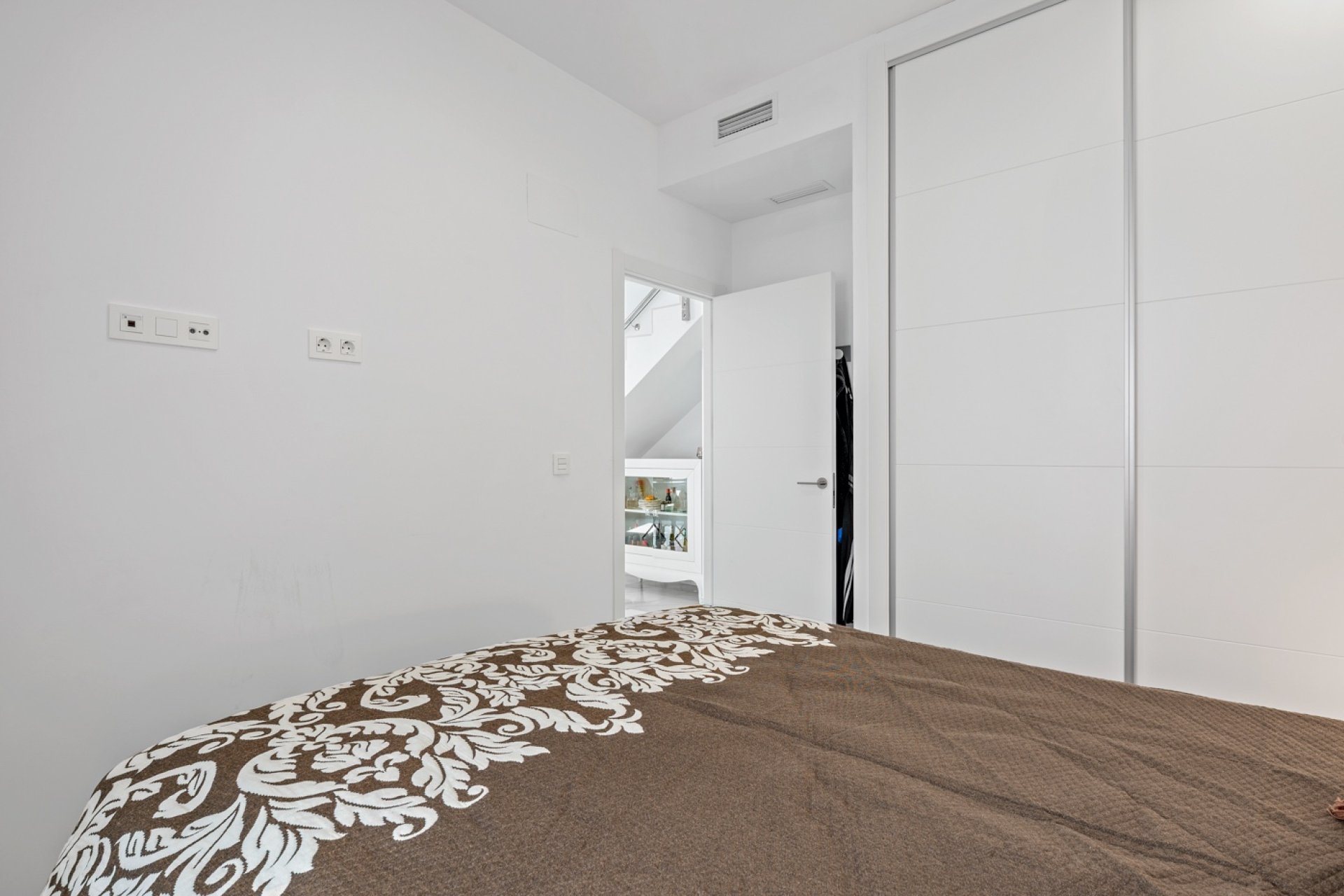 Rynek Wtórny - Willa - Benijofar