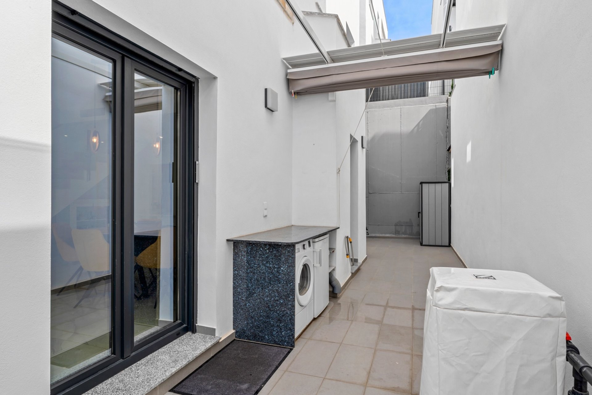 Rynek Wtórny - Willa - Benijofar