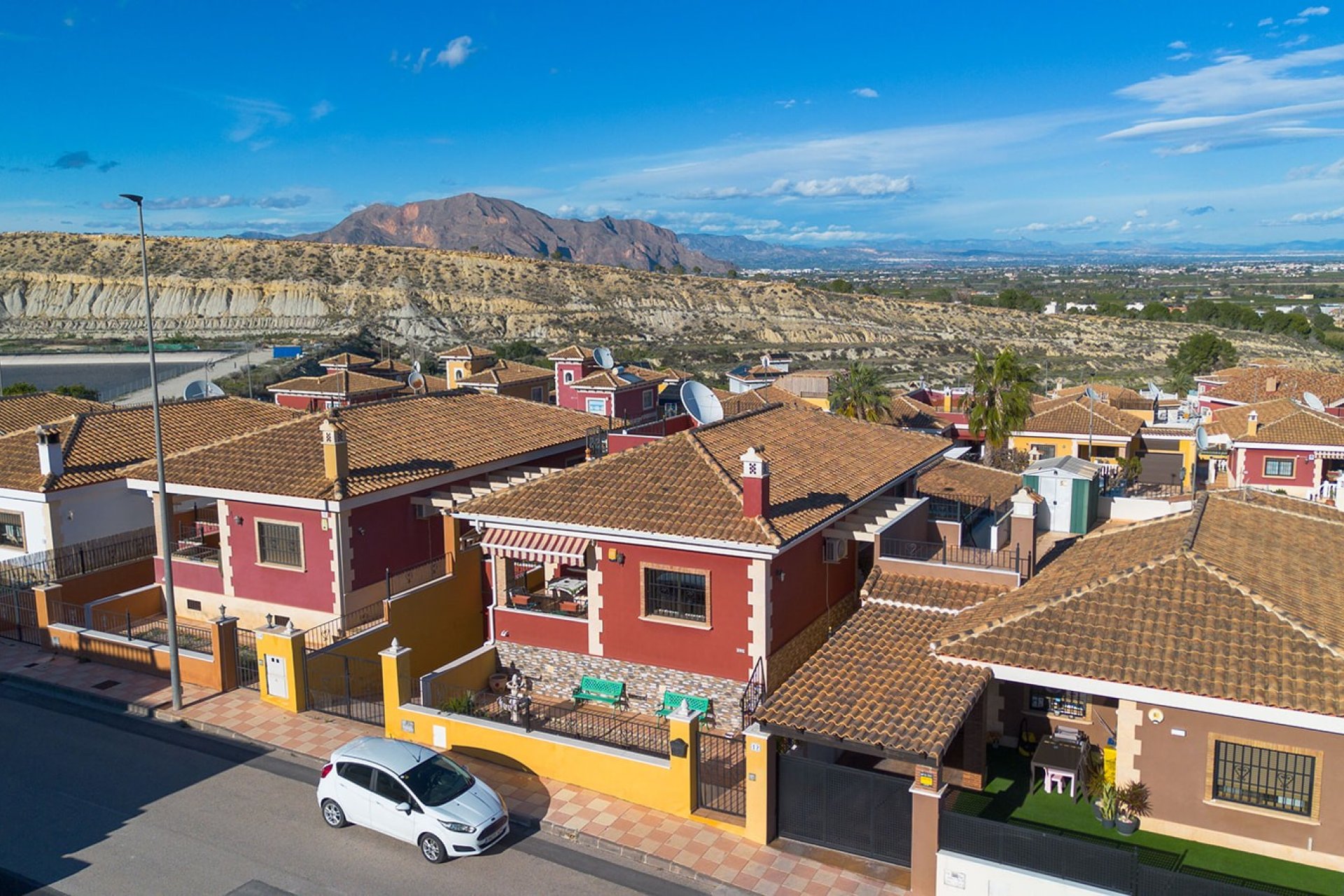 Rynek Wtórny - Willa - Bigastro