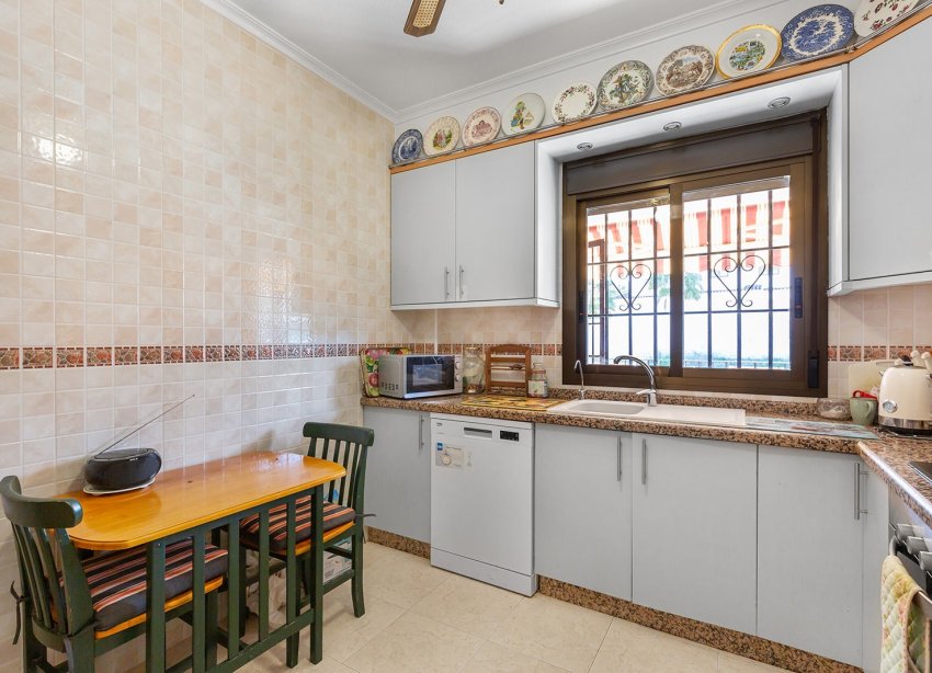 Rynek Wtórny - Willa - Bigastro