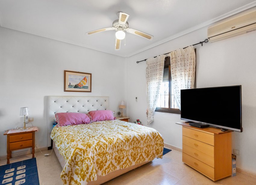 Rynek Wtórny - Willa - Bigastro