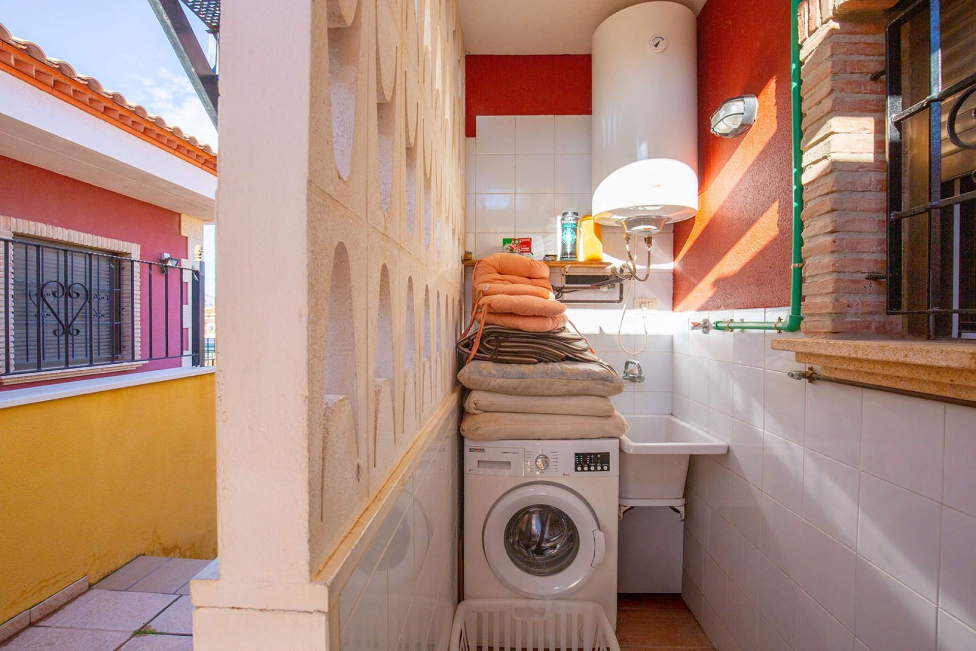 Rynek Wtórny - Willa - Bigastro