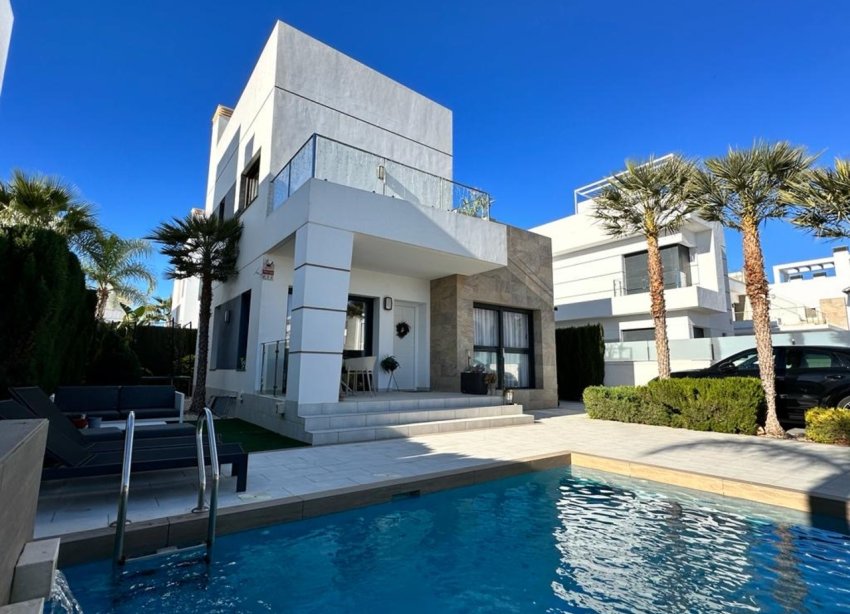 Rynek Wtórny - Willa - Ciudad Quesada