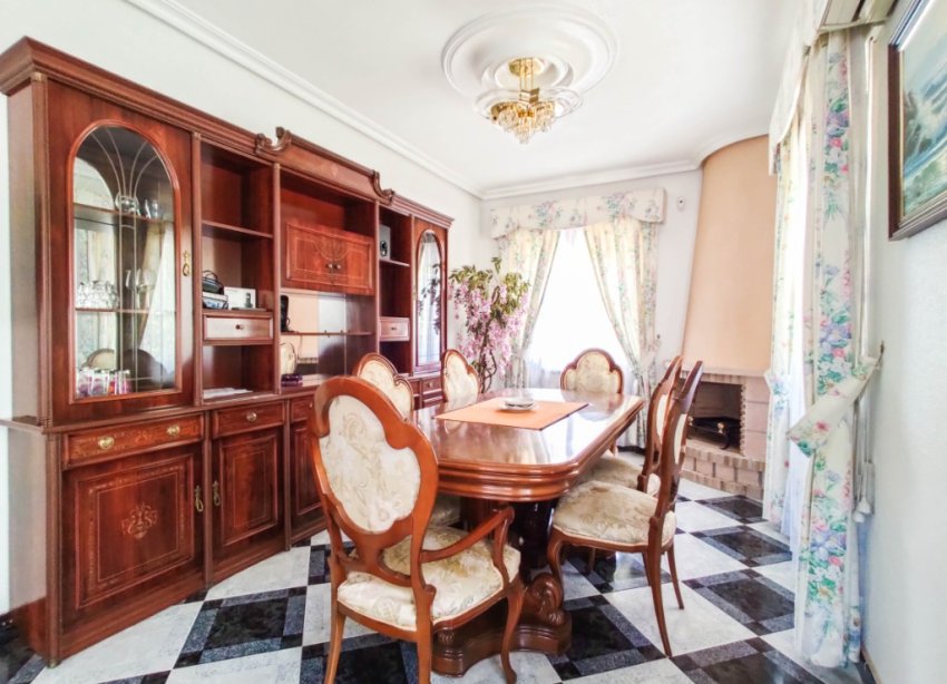 Rynek Wtórny - Willa - Ciudad Quesada