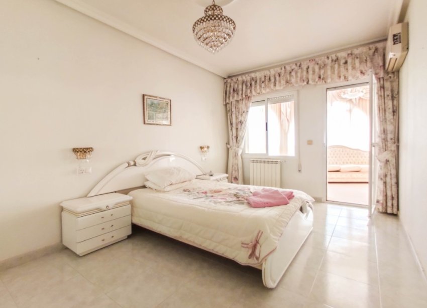 Rynek Wtórny - Willa - Ciudad Quesada