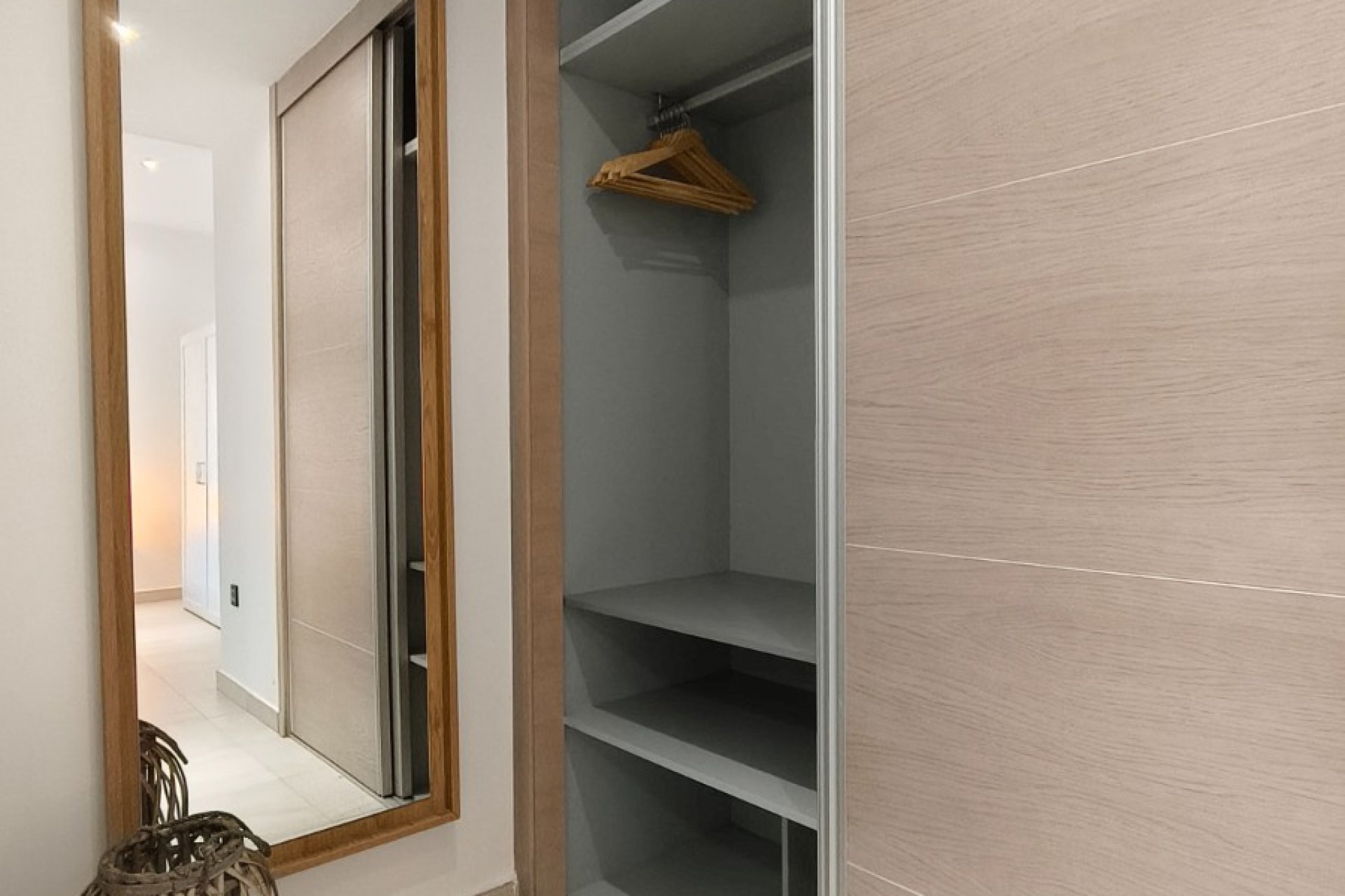 Rynek Wtórny - Willa - Guardamar del Segura - El Raso