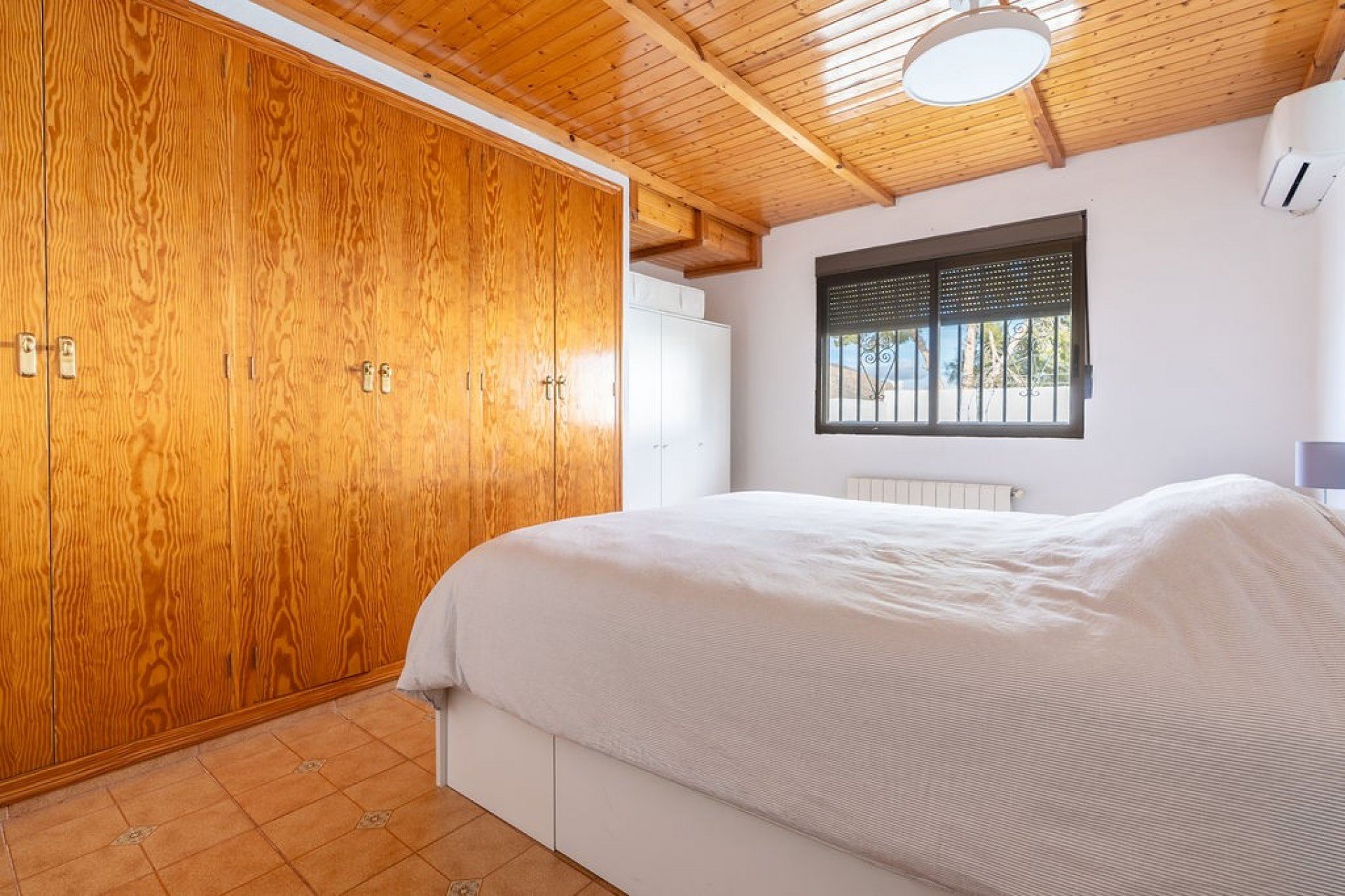 Rynek Wtórny - Willa - Hondón de las Nieves