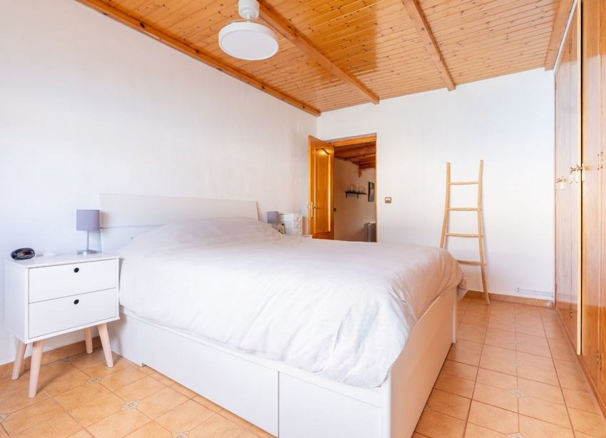 Rynek Wtórny - Willa - Hondón de las Nieves