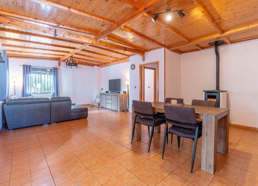 Rynek Wtórny - Willa - Hondón de las Nieves