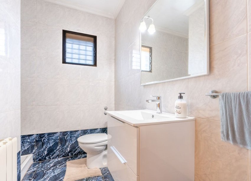 Rynek Wtórny - Willa - Hondón de las Nieves