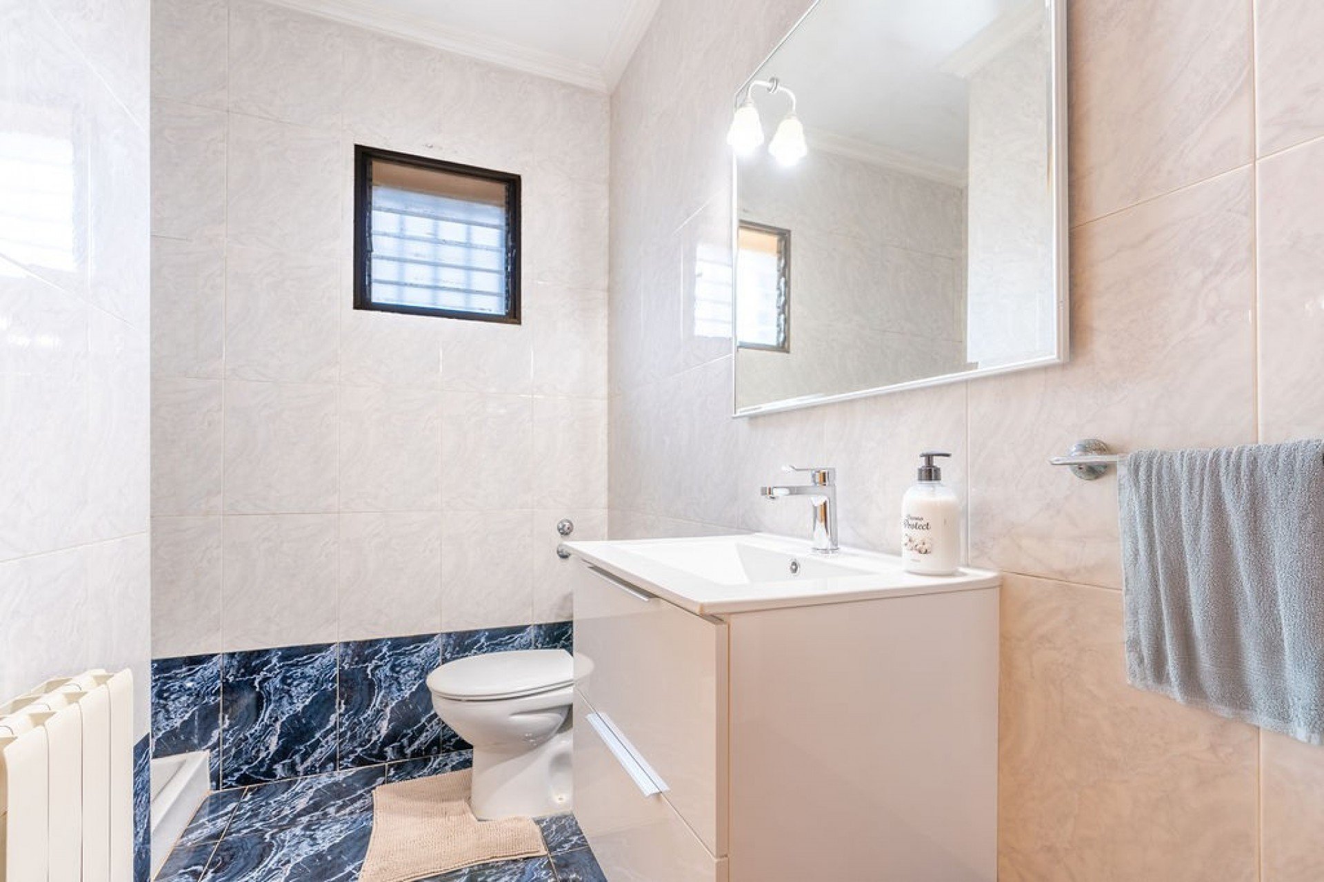 Rynek Wtórny - Willa - Hondón de las Nieves