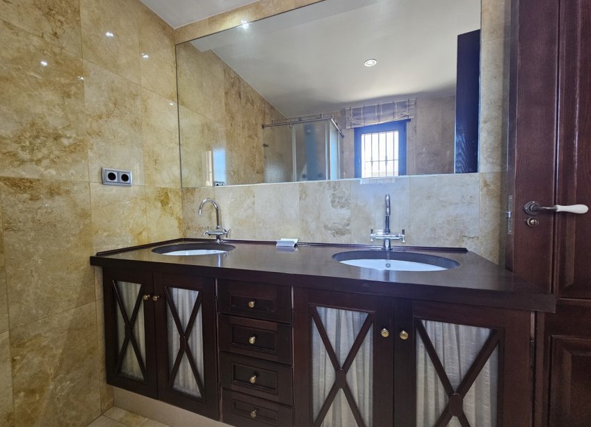 Rynek Wtórny - Willa - La Manga del Mar Menor - La Manga Club