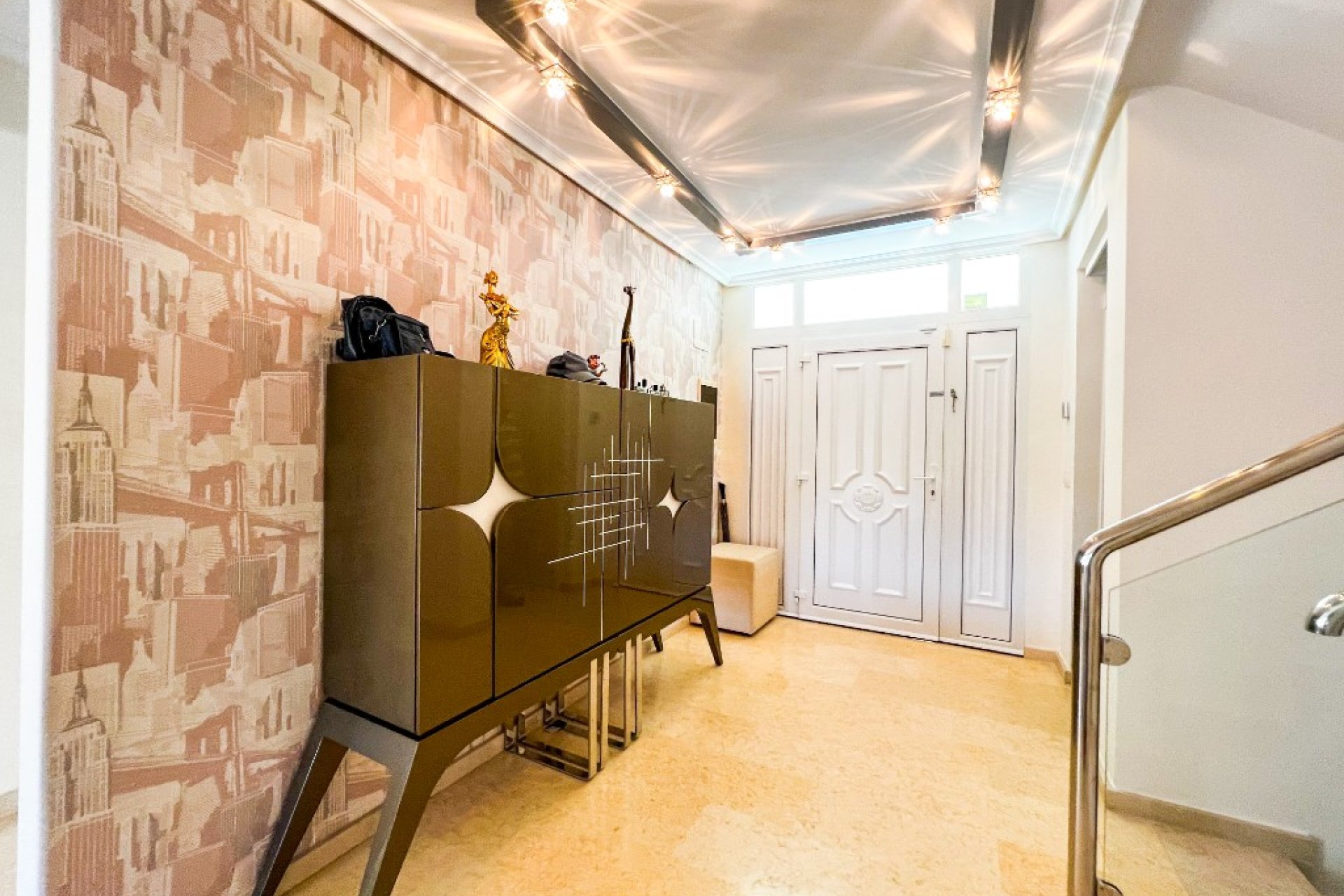 Rynek Wtórny - Willa - La Mata