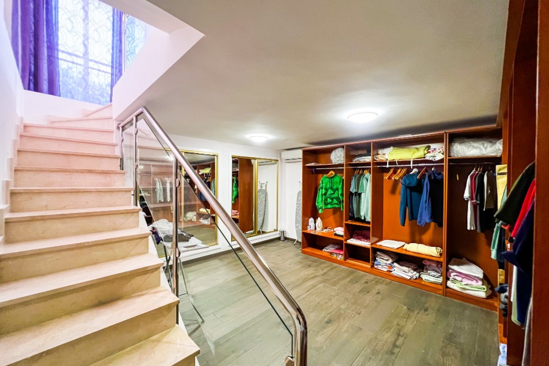 Rynek Wtórny - Willa - La Mata