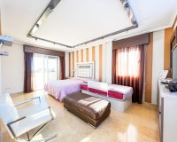 Rynek Wtórny - Willa - La Mata