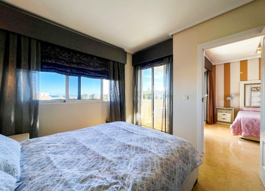 Rynek Wtórny - Willa - La Mata