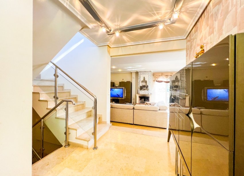 Rynek Wtórny - Willa - La Mata