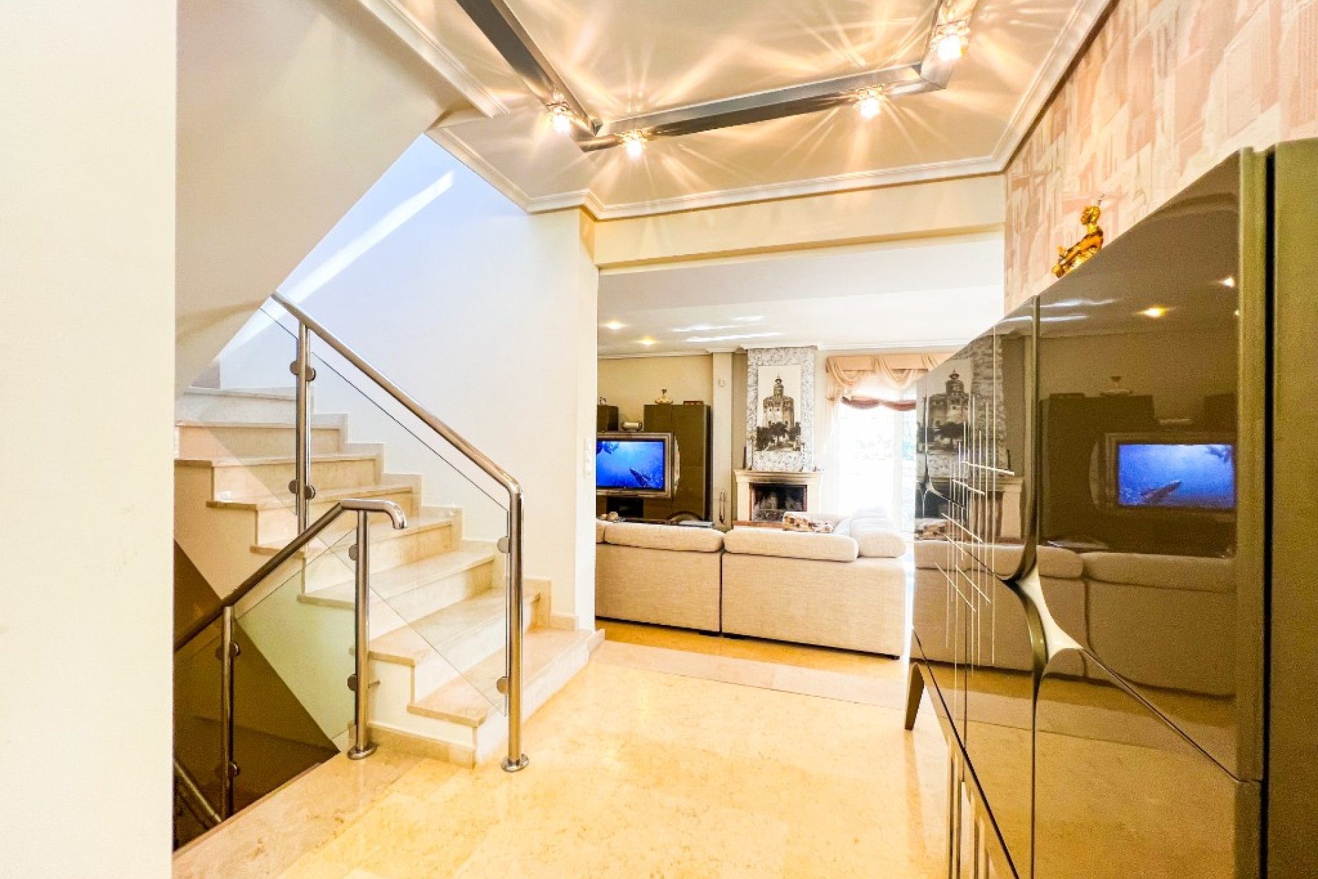 Rynek Wtórny - Willa - La Mata