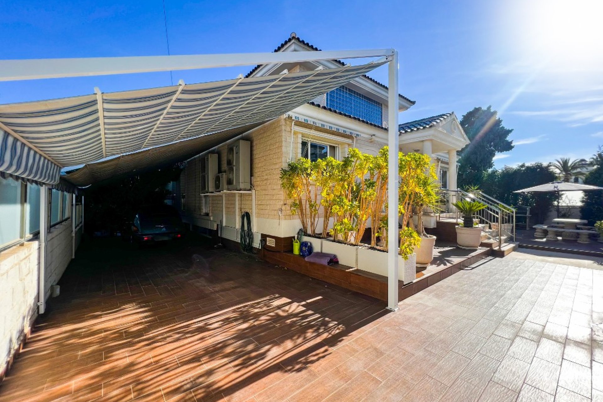 Rynek Wtórny - Willa - La Mata