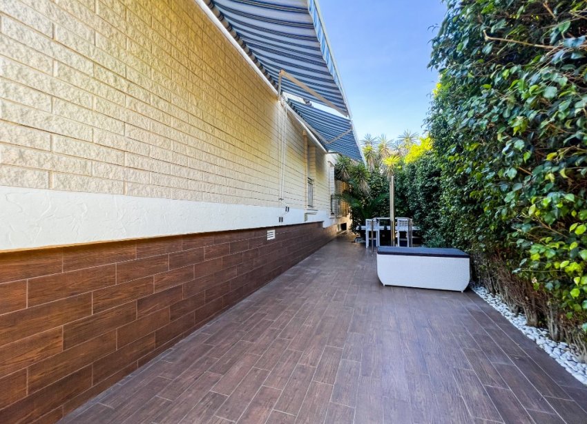 Rynek Wtórny - Willa - La Mata