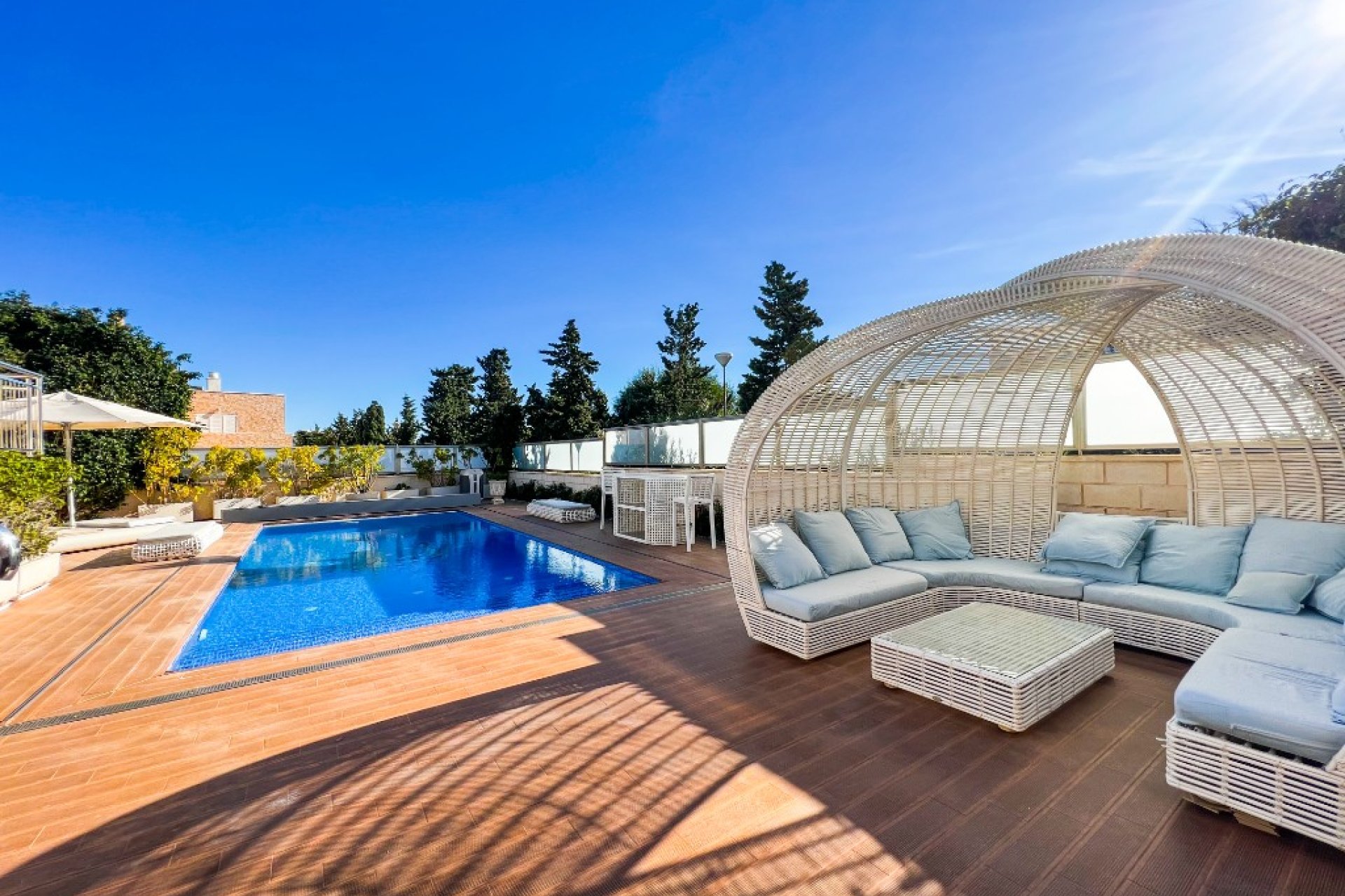 Rynek Wtórny - Willa - La Mata