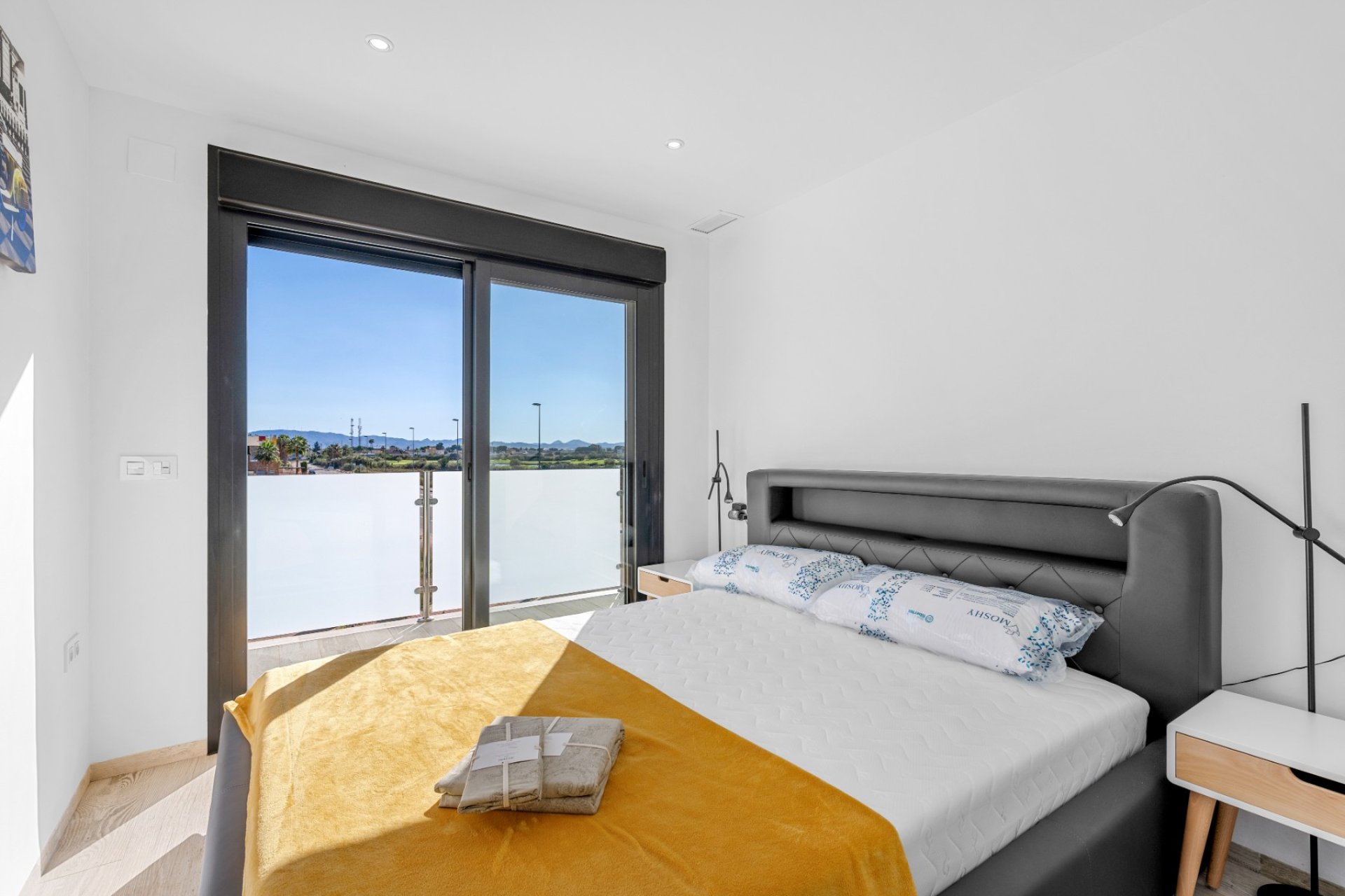 Rynek Wtórny - Willa - Los Alcazares