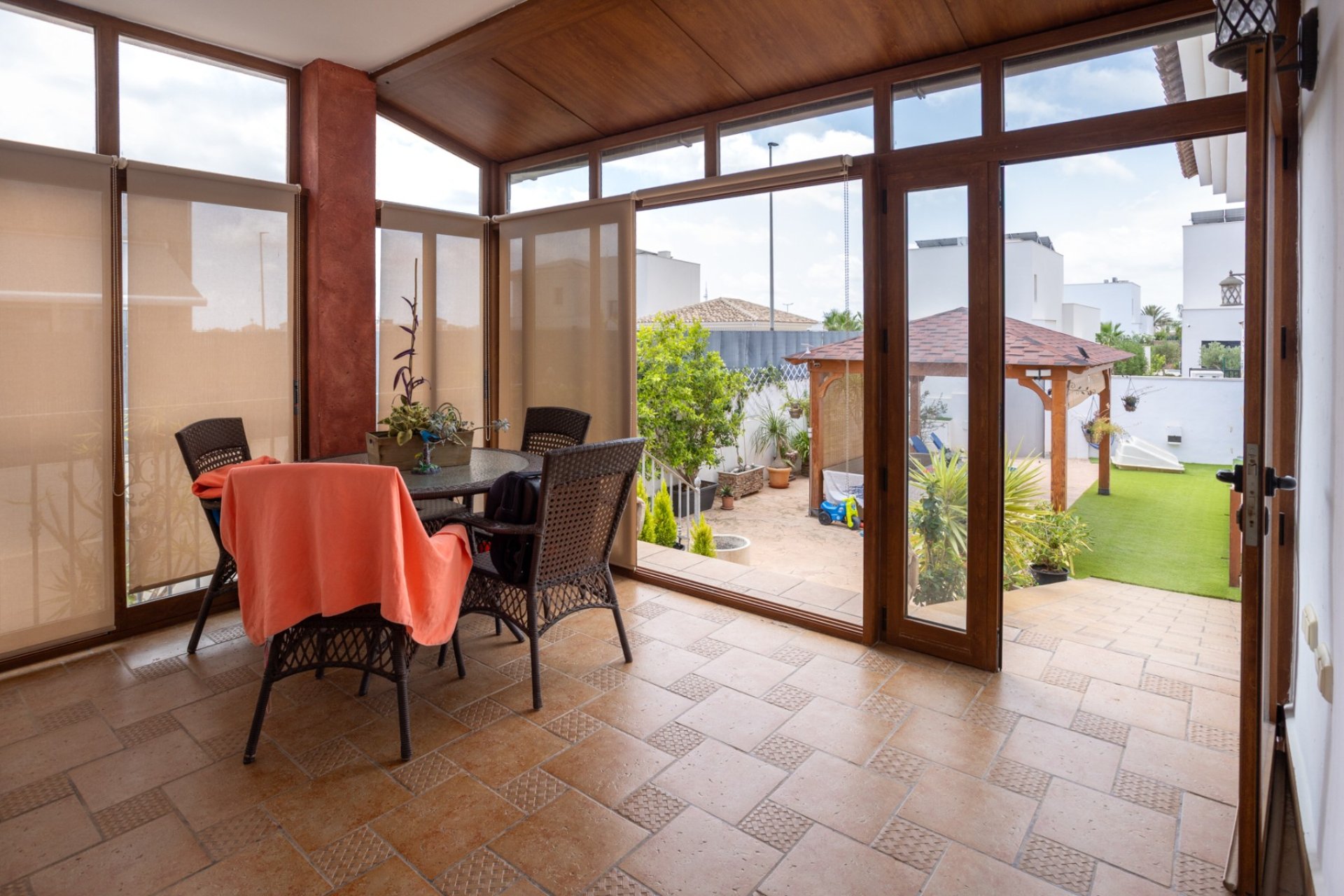 Rynek Wtórny - Willa - Los Montesinos - La Herrada