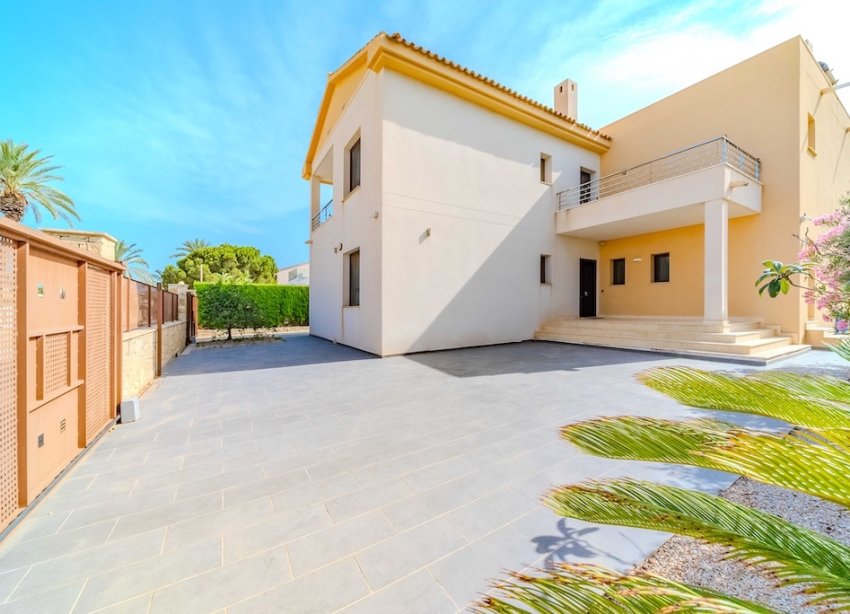 Rynek Wtórny - Willa - Orihuela Costa - Cabo Roig