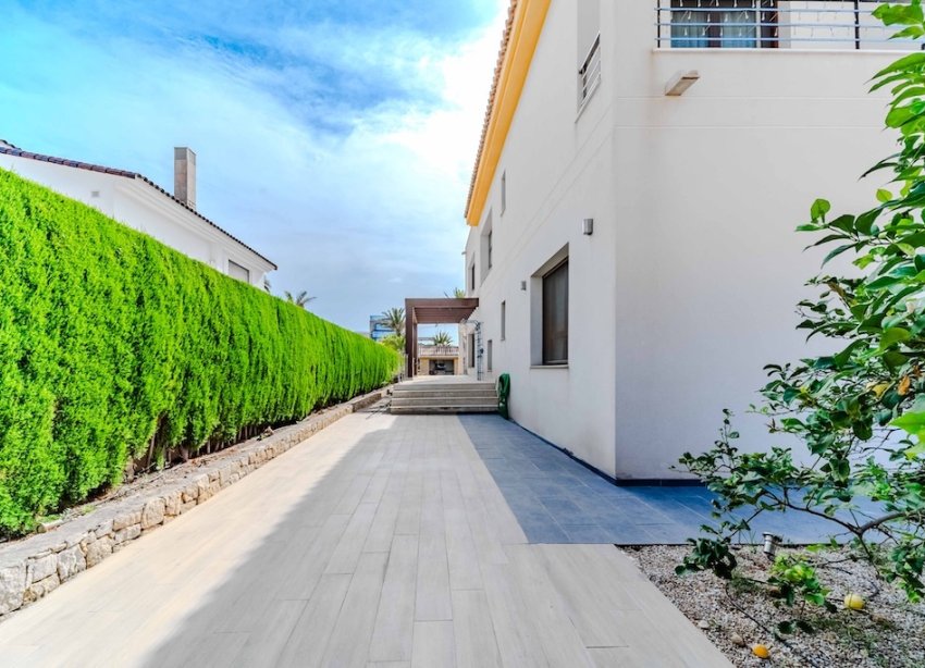 Rynek Wtórny - Willa - Orihuela Costa - Cabo Roig