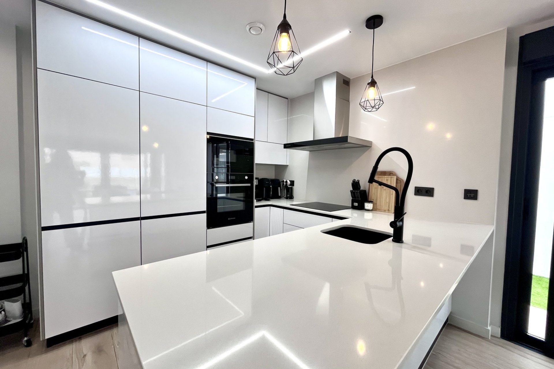 Rynek Wtórny - Willa - Orihuela Costa - Playa Flamenca